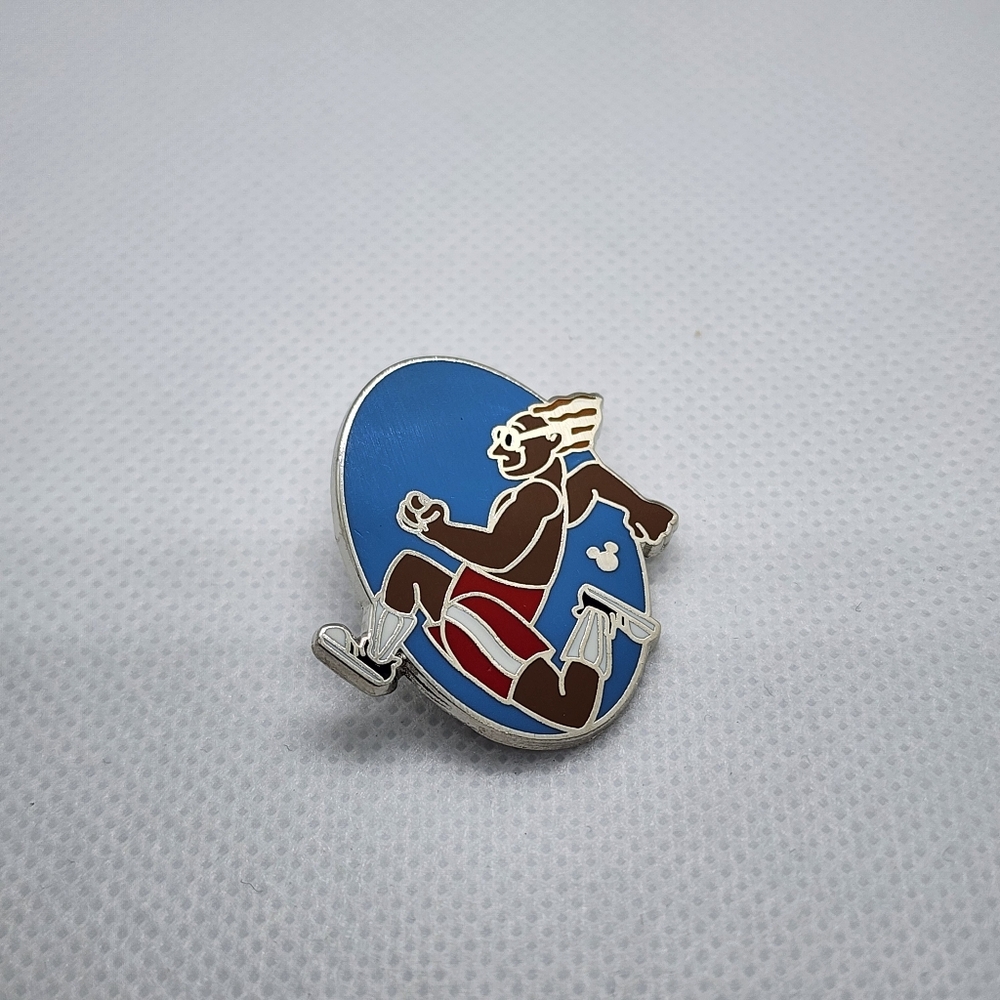 🌺 5/$25 Disney Toontown Runner Pinwheel Hidden‎ Mickey Series 2013